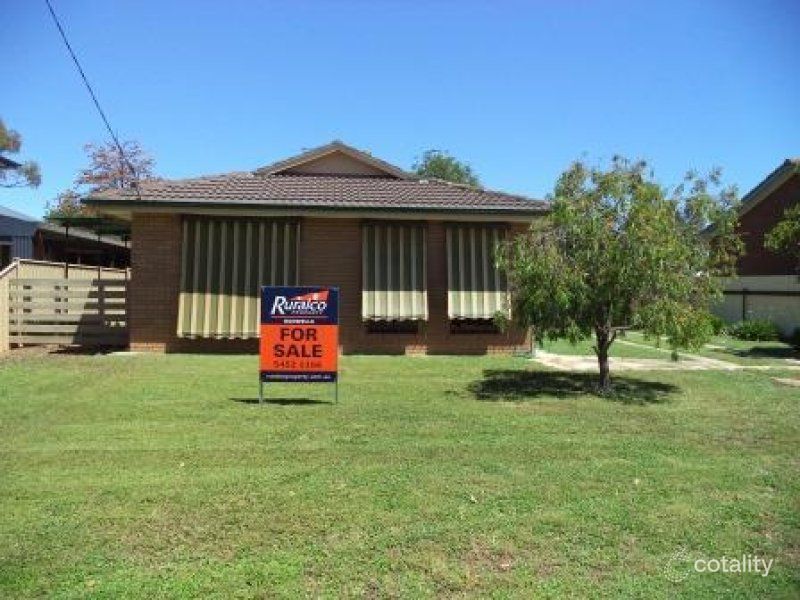 14 East St, Kerang, VIC 3579