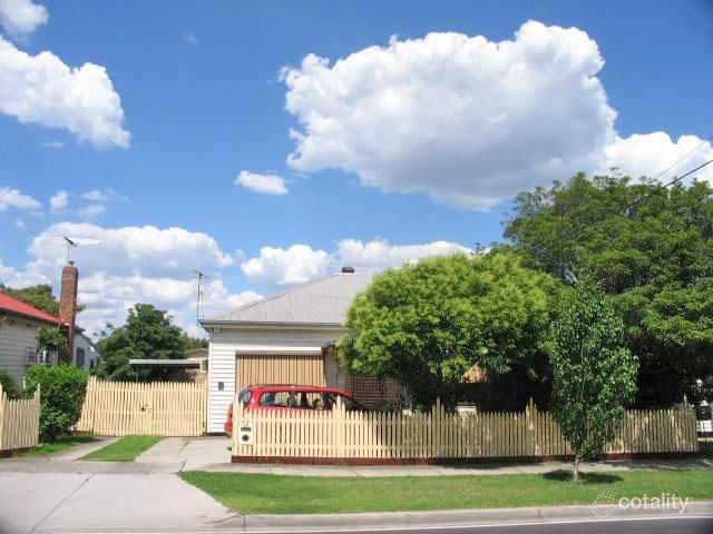 25 Dempster St, West Footscray, VIC 3012