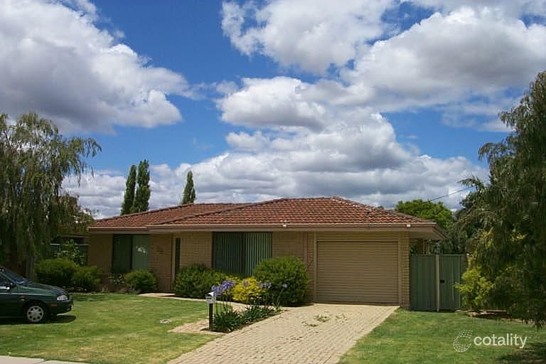 39 San Jacinta Rd, Seville Grove, WA 6112