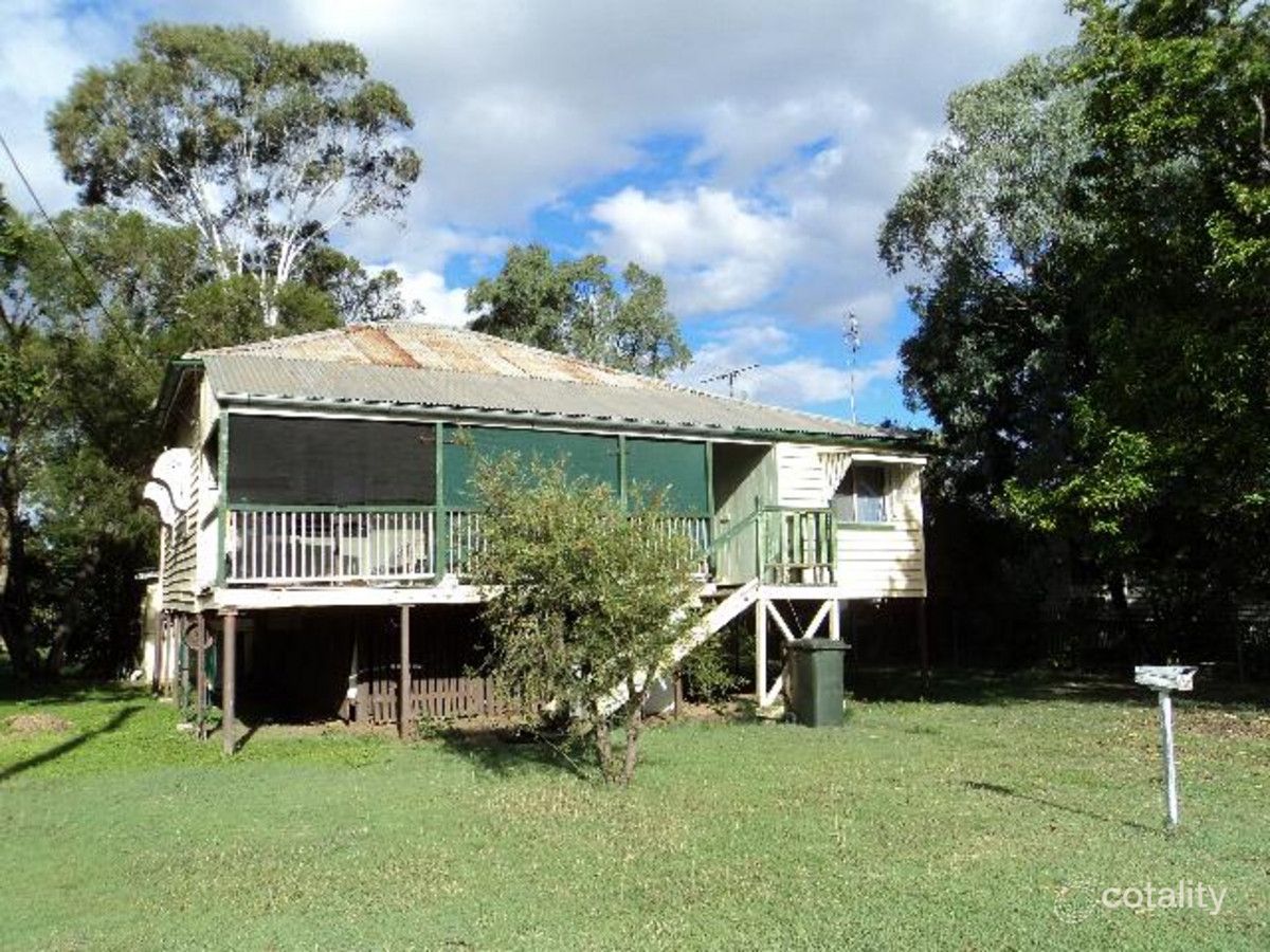30 Allan St, Gatton, QLD 4343