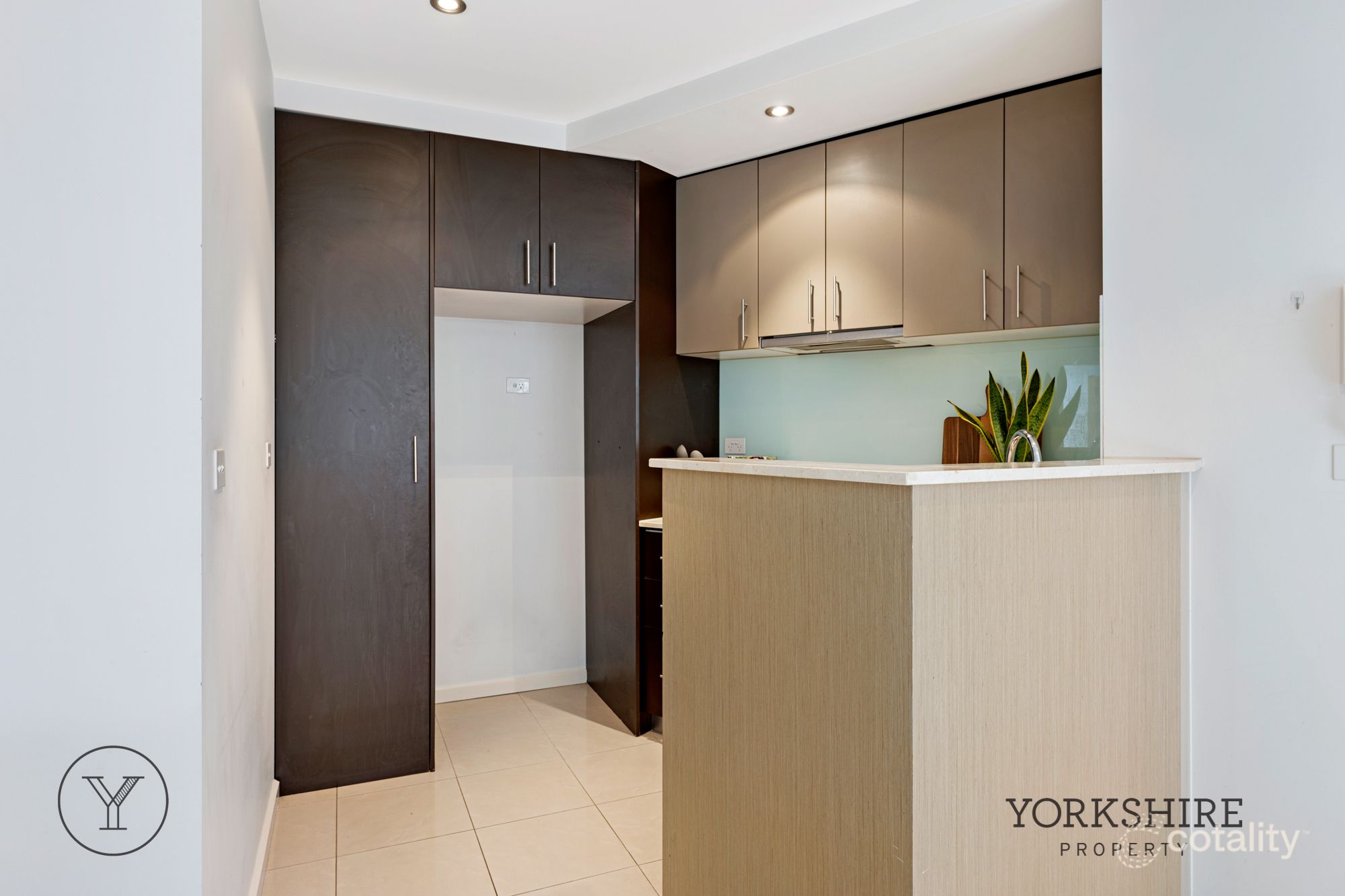 4/402 Barkly St, Elwood, VIC 3184