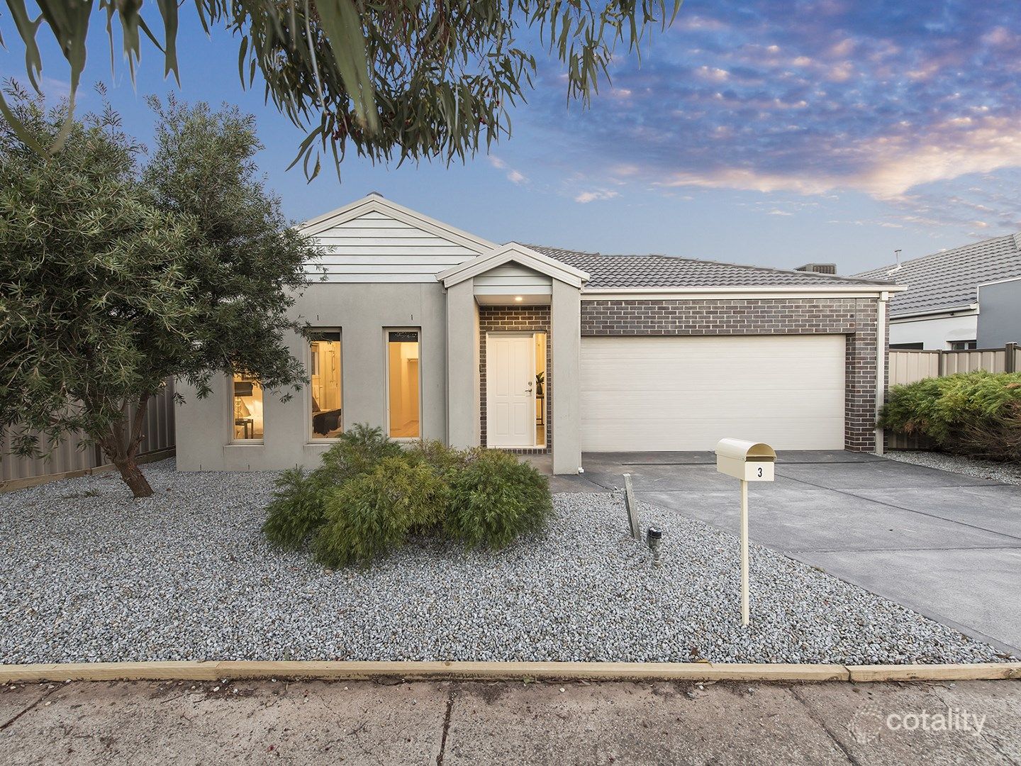 3 Lee Pl, Burnside Heights, VIC 3023
