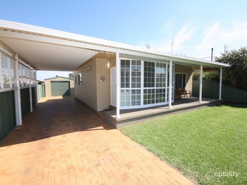 43 Leonard St, Dubbo, NSW 2830