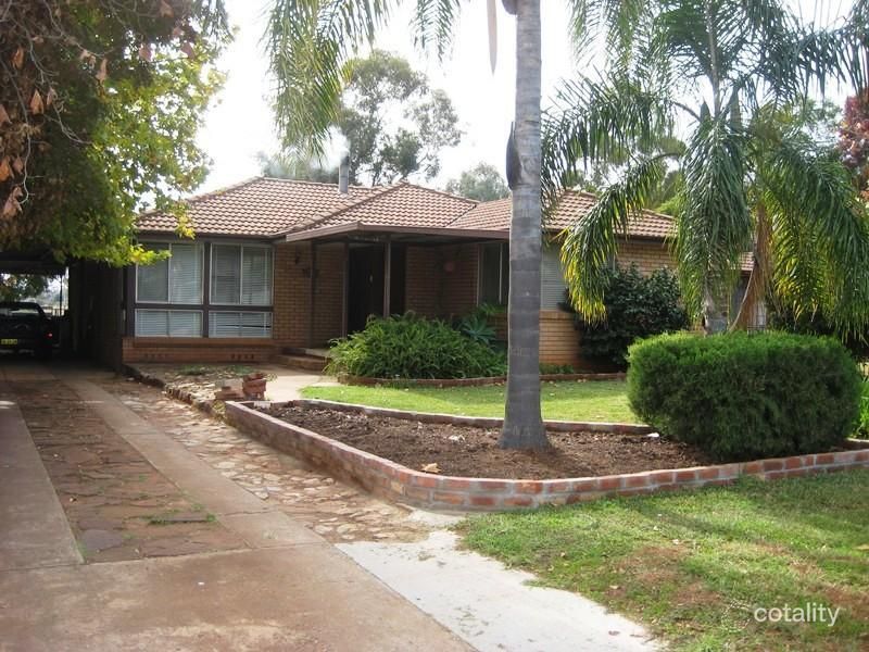 33 Goodwill St, Condobolin, NSW 2877