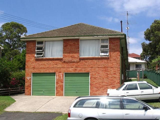 17 Heaslip St, Coniston, NSW 2500