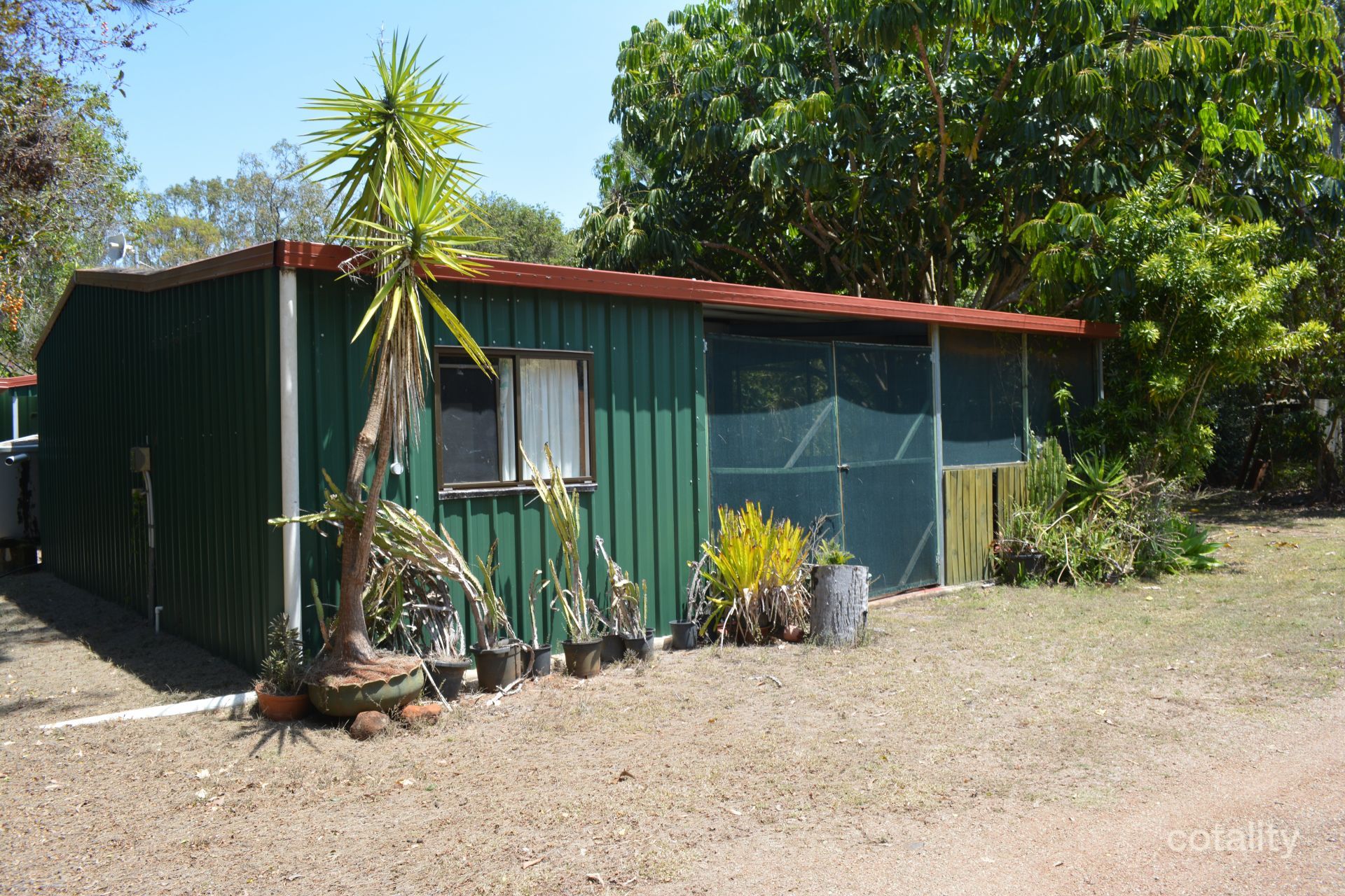 161 River Rd, Millstream, QLD 4888
