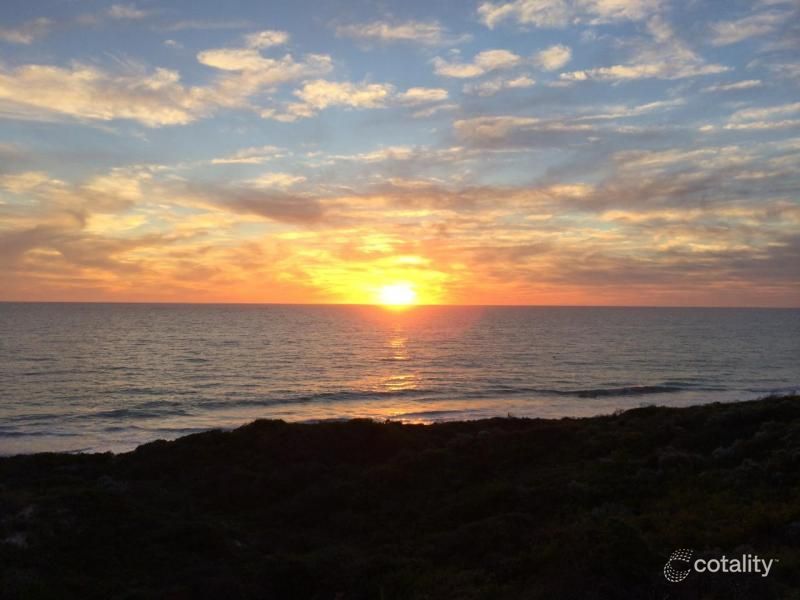 1 Douglas St, Seabird, WA 6042