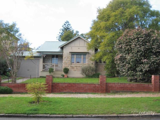 4 Elinor Tce, Glen Osmond, SA 5064