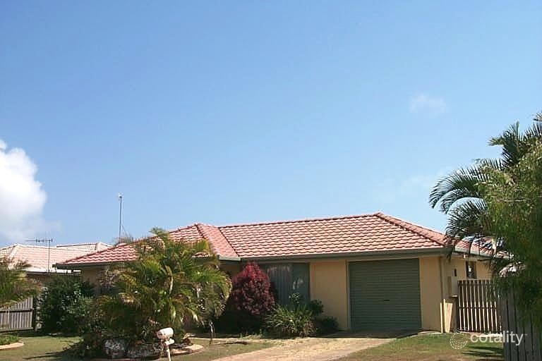 11 Cathy Pl, Torquay, QLD 4655
