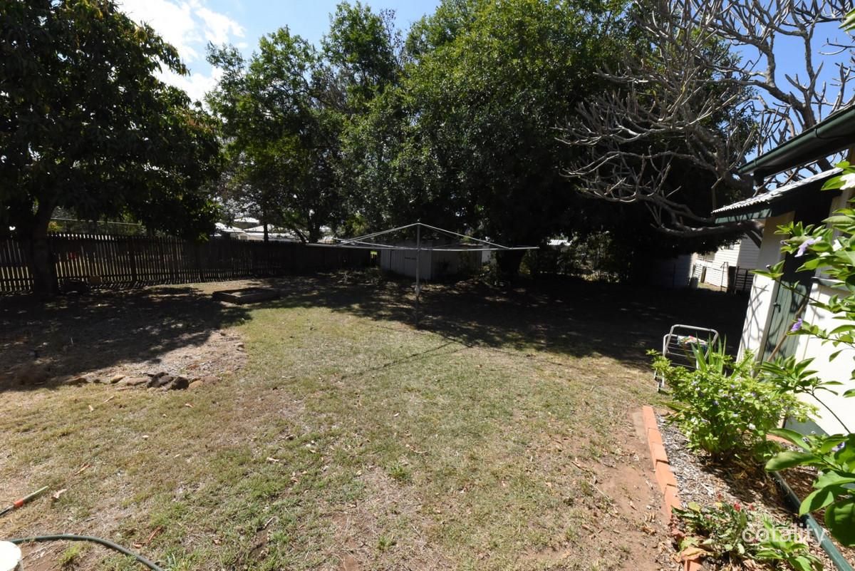 21 Smith St, Gatton, QLD 4343