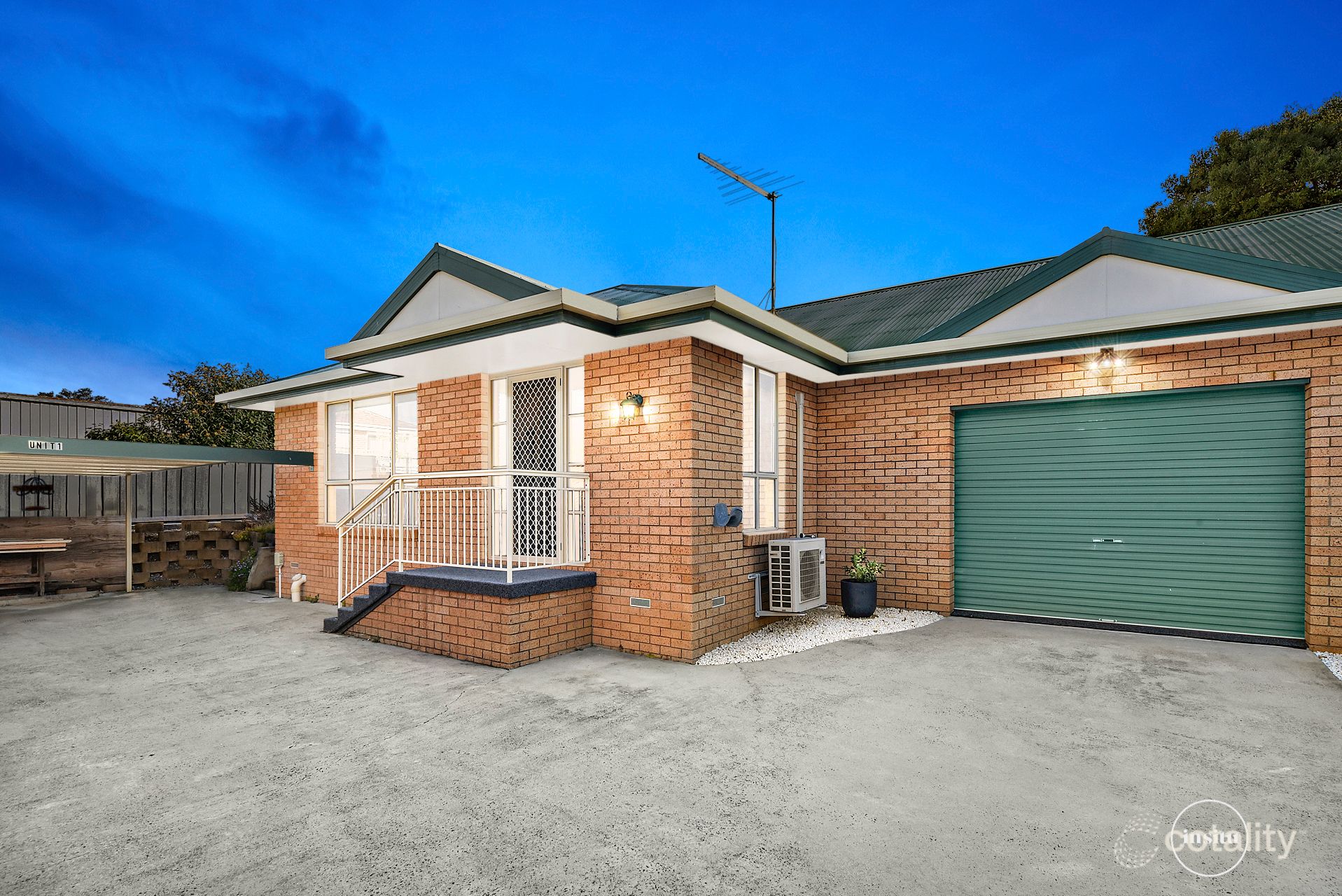 2/38 Stanley St, Summerhill, TAS 7250