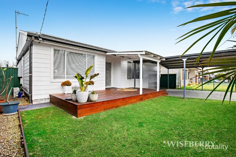 13 Vernon Ave, Gorokan, NSW 2263