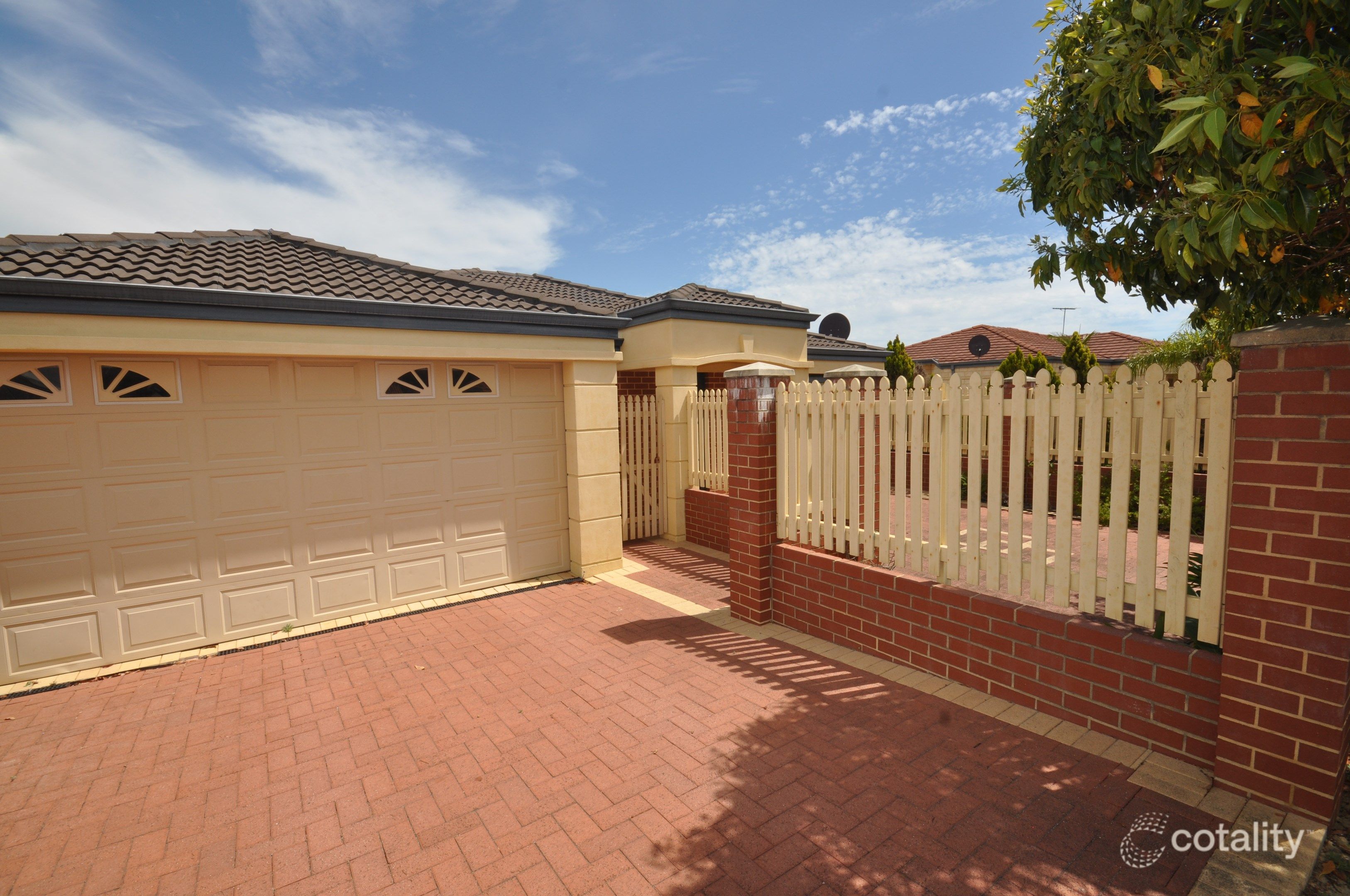 30a Daley St, Yokine, WA 6060