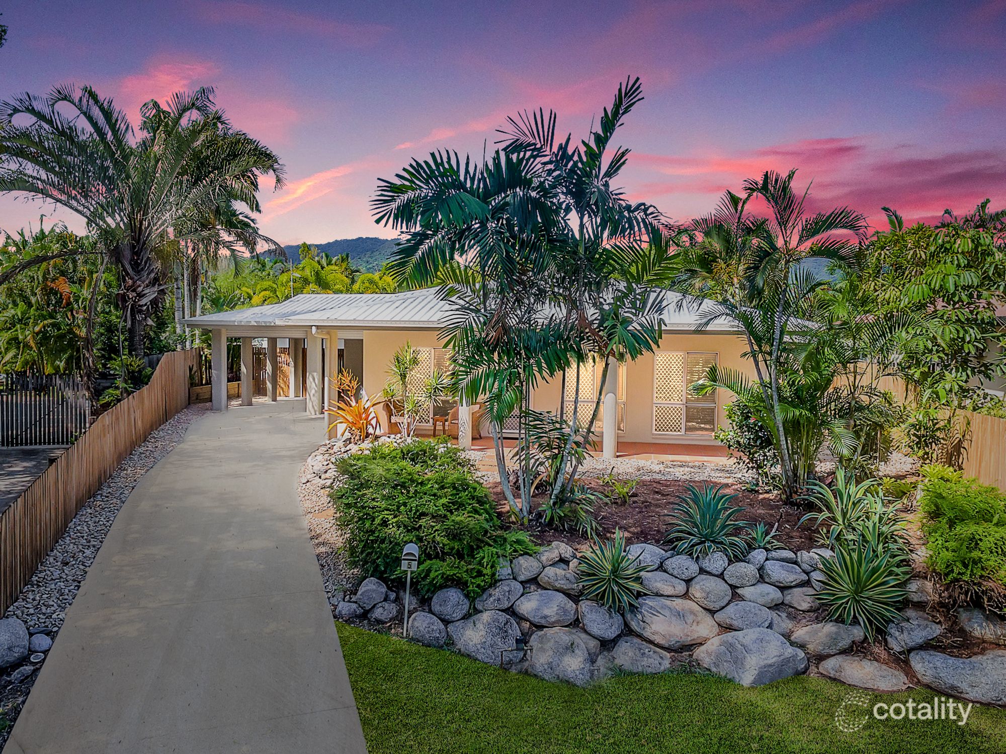 5 Cyprea Cl, Trinity Beach, QLD 4879