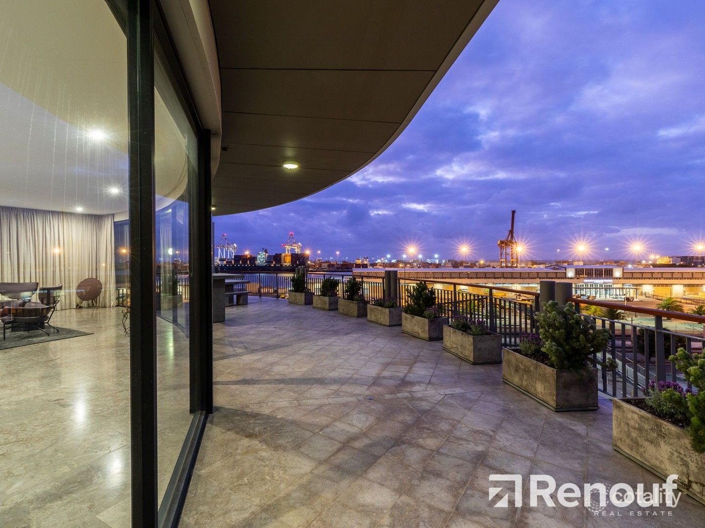 14/70 Elder Pl, Fremantle, WA 6160