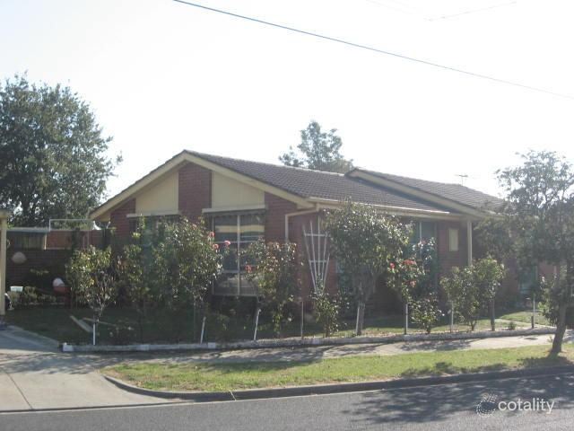 2 Alder Ct, Frankston North, VIC 3200