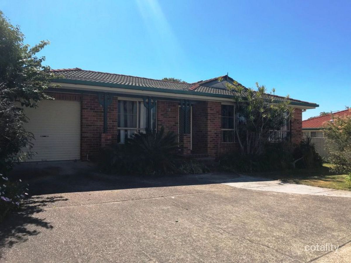 4a Coral Cl, Old Bar, NSW 2430