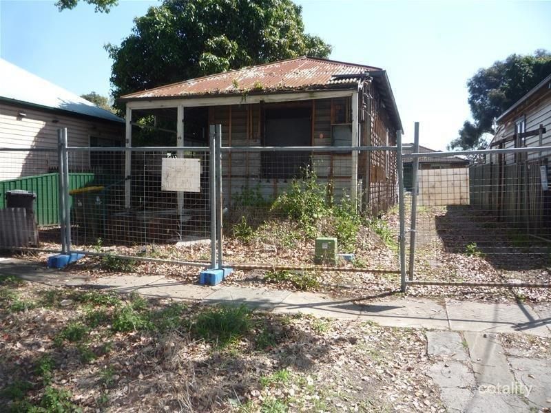 18 Henson Ave, Mayfield East, NSW 2304