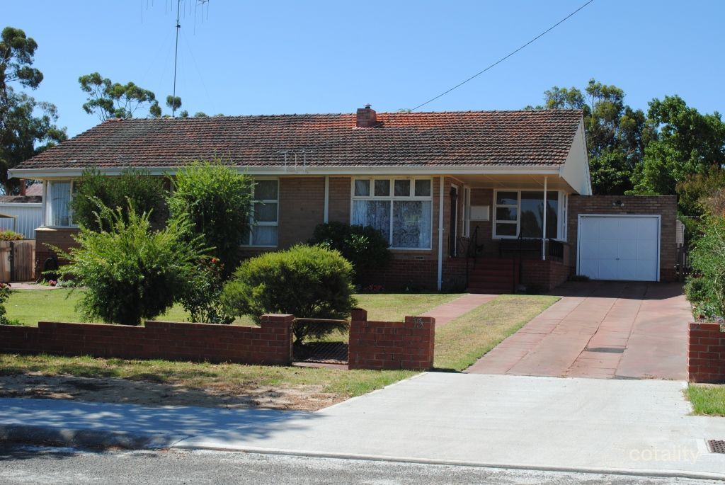 13 Mcleod St, Kojonup, WA 6395