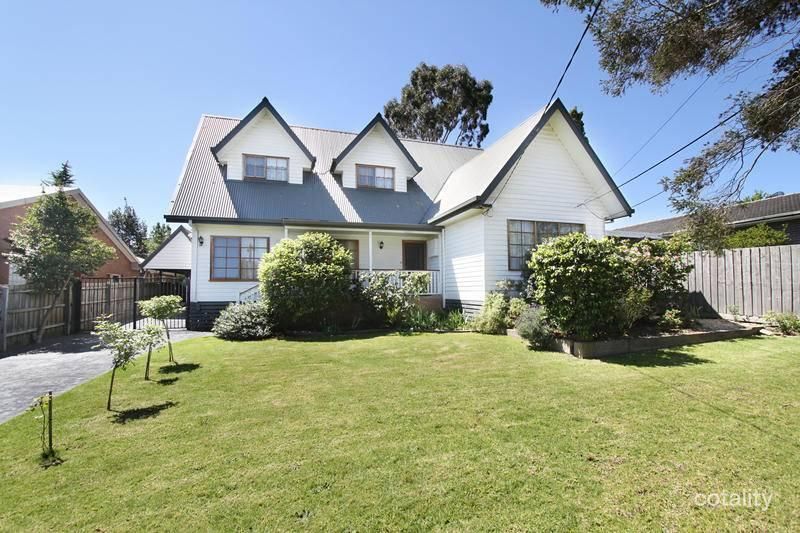 25 Hillside Rd, Mount Waverley, VIC 3149