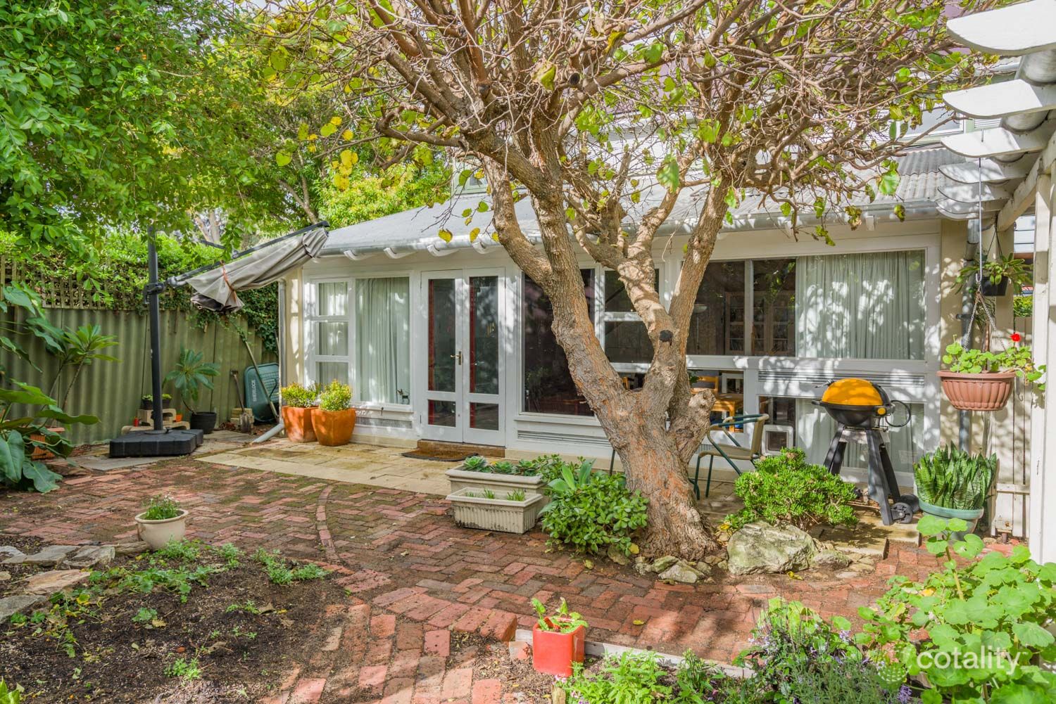 9 Limerick Way, Fremantle, WA 6160