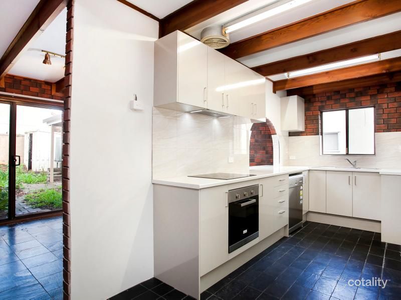 18 Elizabeth St, Eastwood, SA 5063