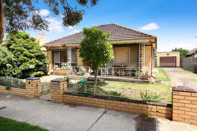 17 Mcleod St, Sunshine North, VIC 3020