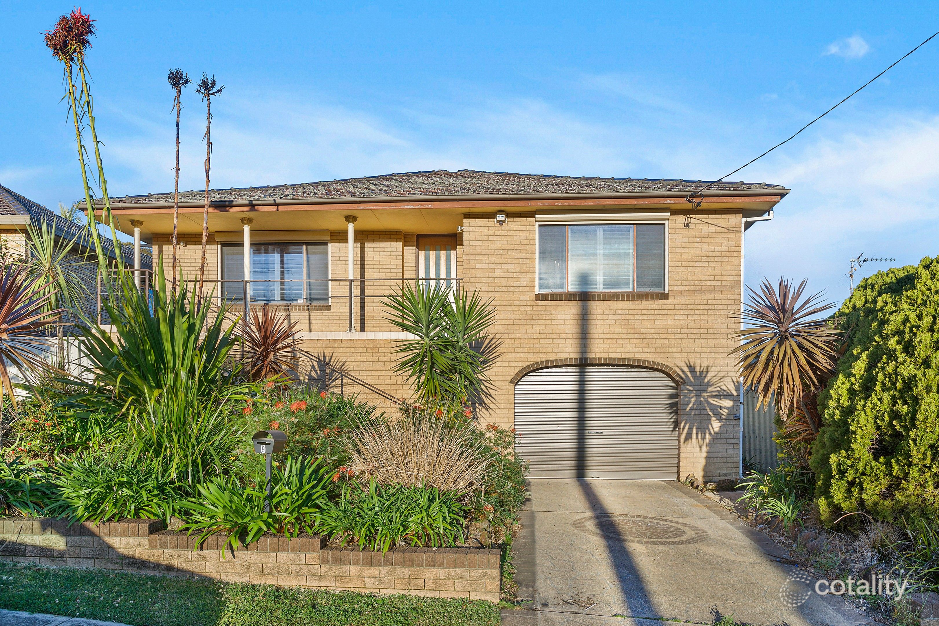 9 Abercrombie St, West Wollongong, NSW 2500