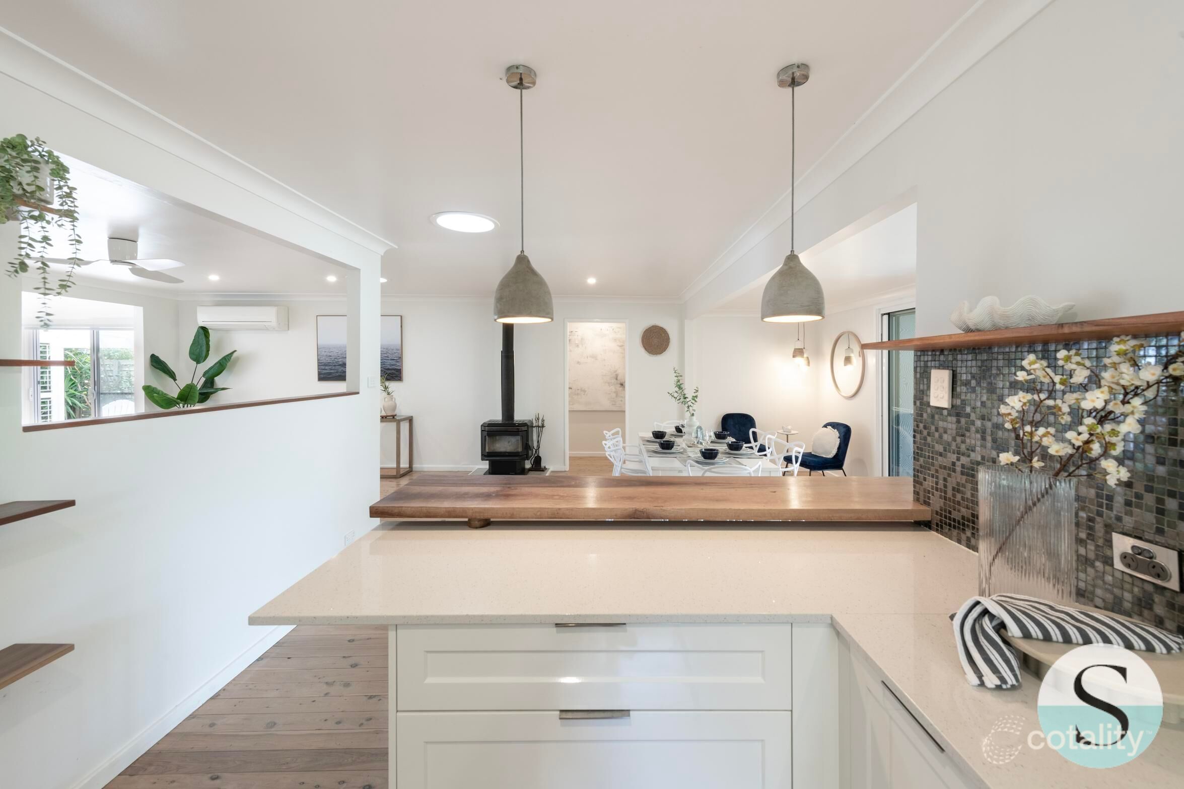 46 Ocean View Pde, Caves Beach, NSW 2281