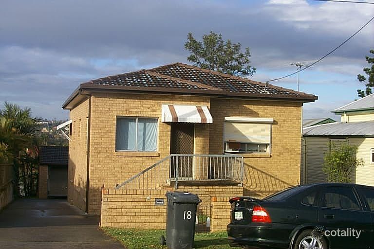 18 Mars St, Wilston, QLD 4051