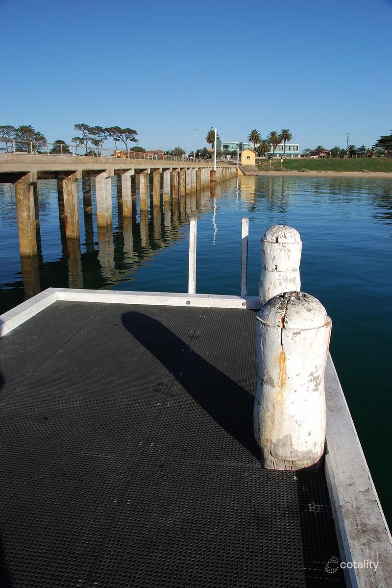 41 Lake View Cres, St Leonards, VIC 3223