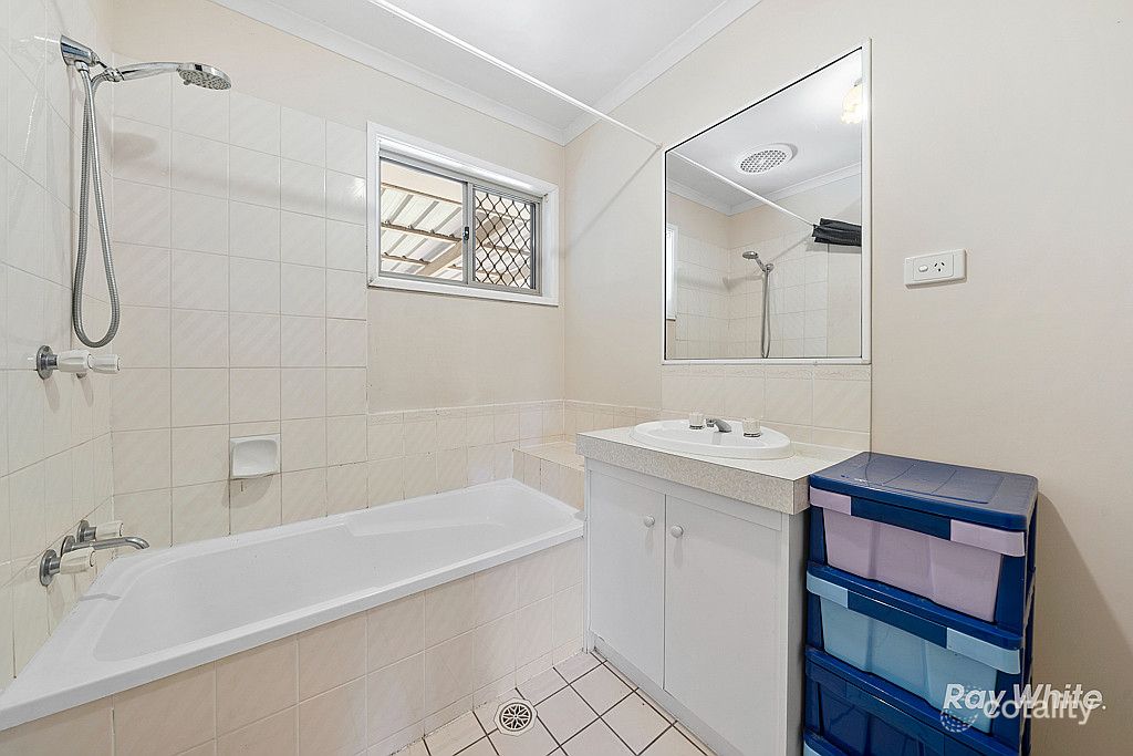17 Bilk St, Crestmead, QLD 4132
