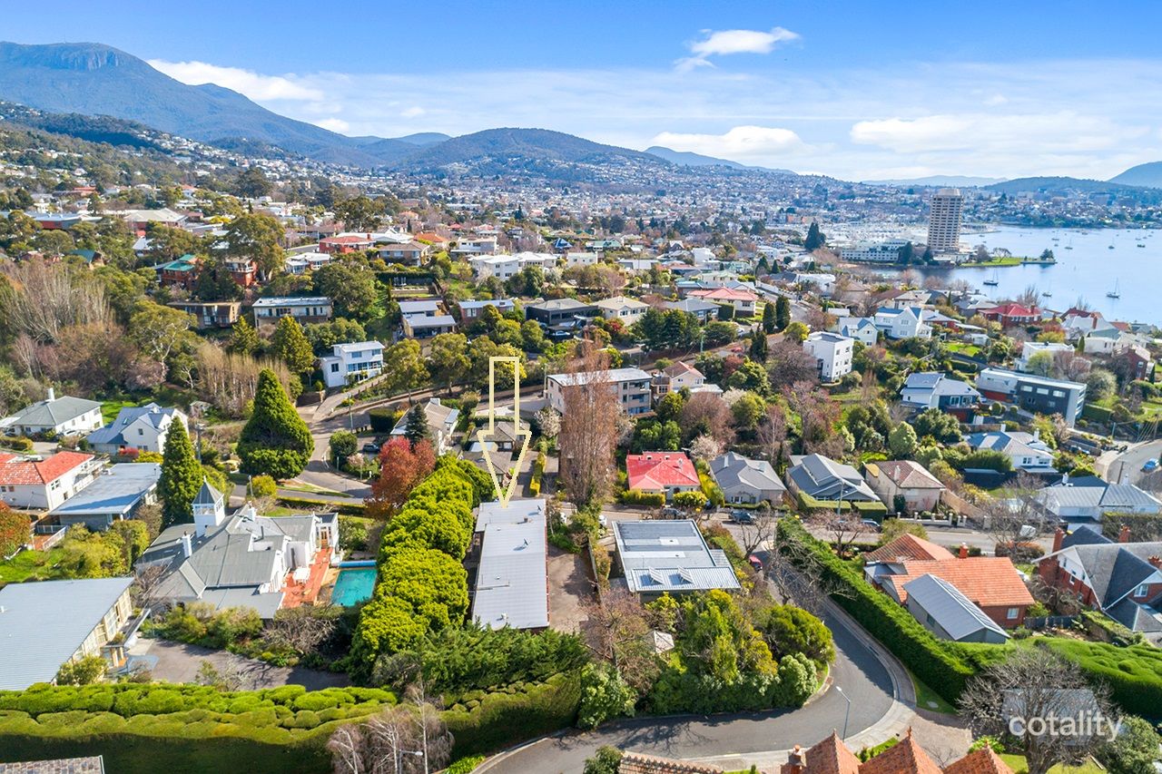 1/18 Maning Ave, Sandy Bay, TAS 7005