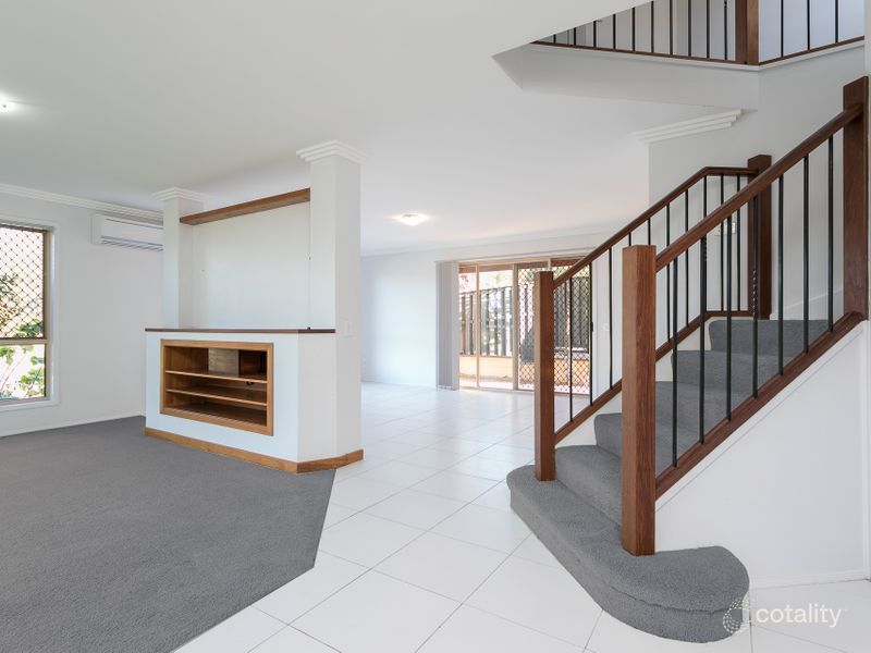 35 Lancashire Dr, Mudgeeraba, QLD 4213