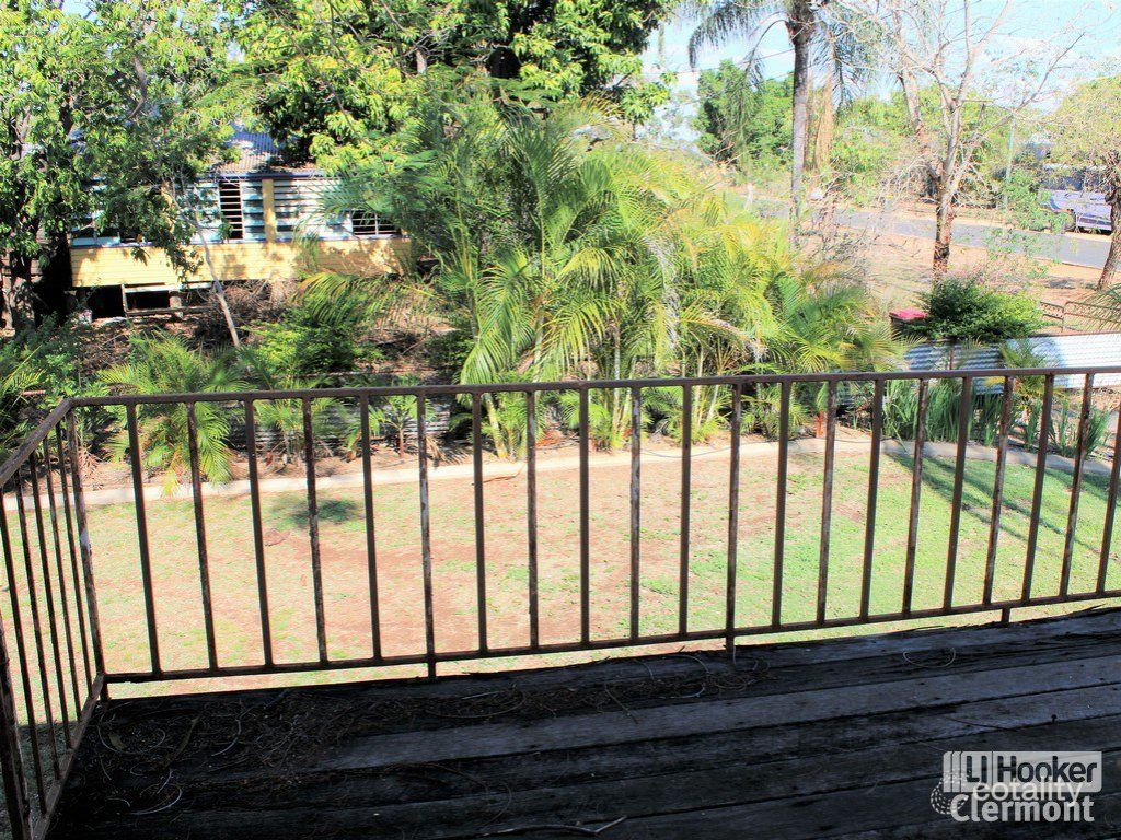 12 French St, Clermont, QLD 4721