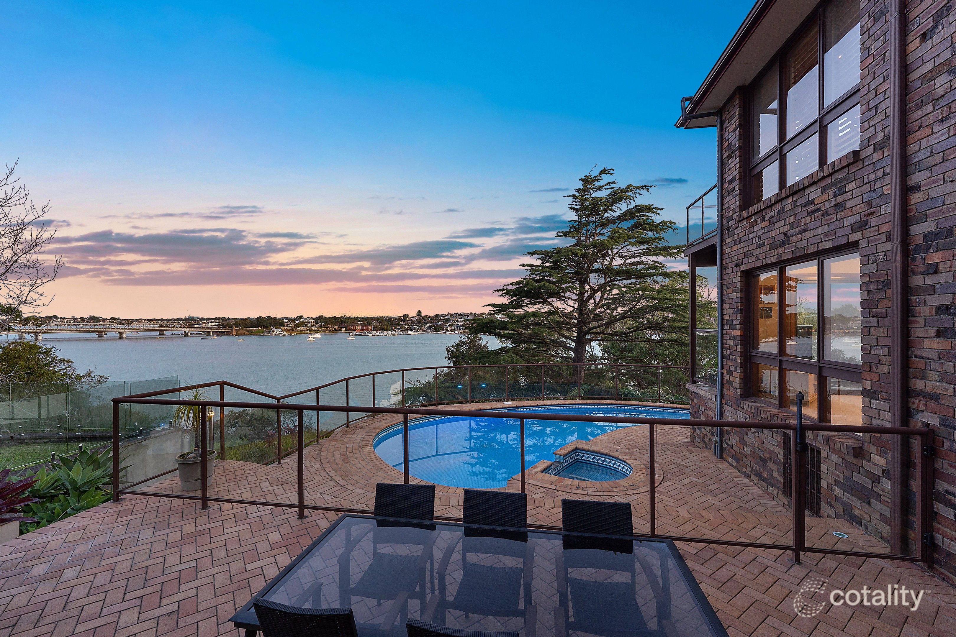 2a Castle St, Blakehurst, NSW 2221