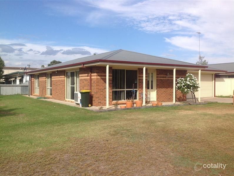 15 Dolphin St, Numurkah, VIC 3636