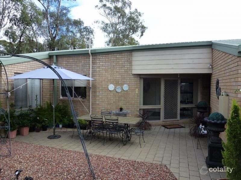 2/25 Timbarra Dr, Golden Square, VIC 3555