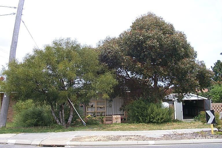 161 Clontarf Rd, Hamilton Hill, WA 6163