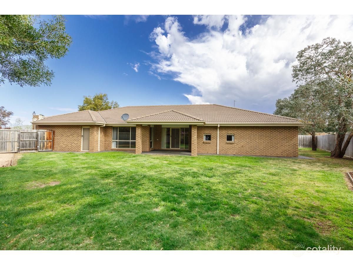 6 Simmons Ct, Sale, VIC 3850