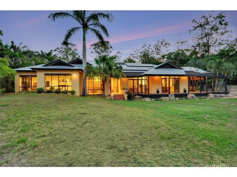 39 Phillip Cres, Barellan Point, QLD 4306