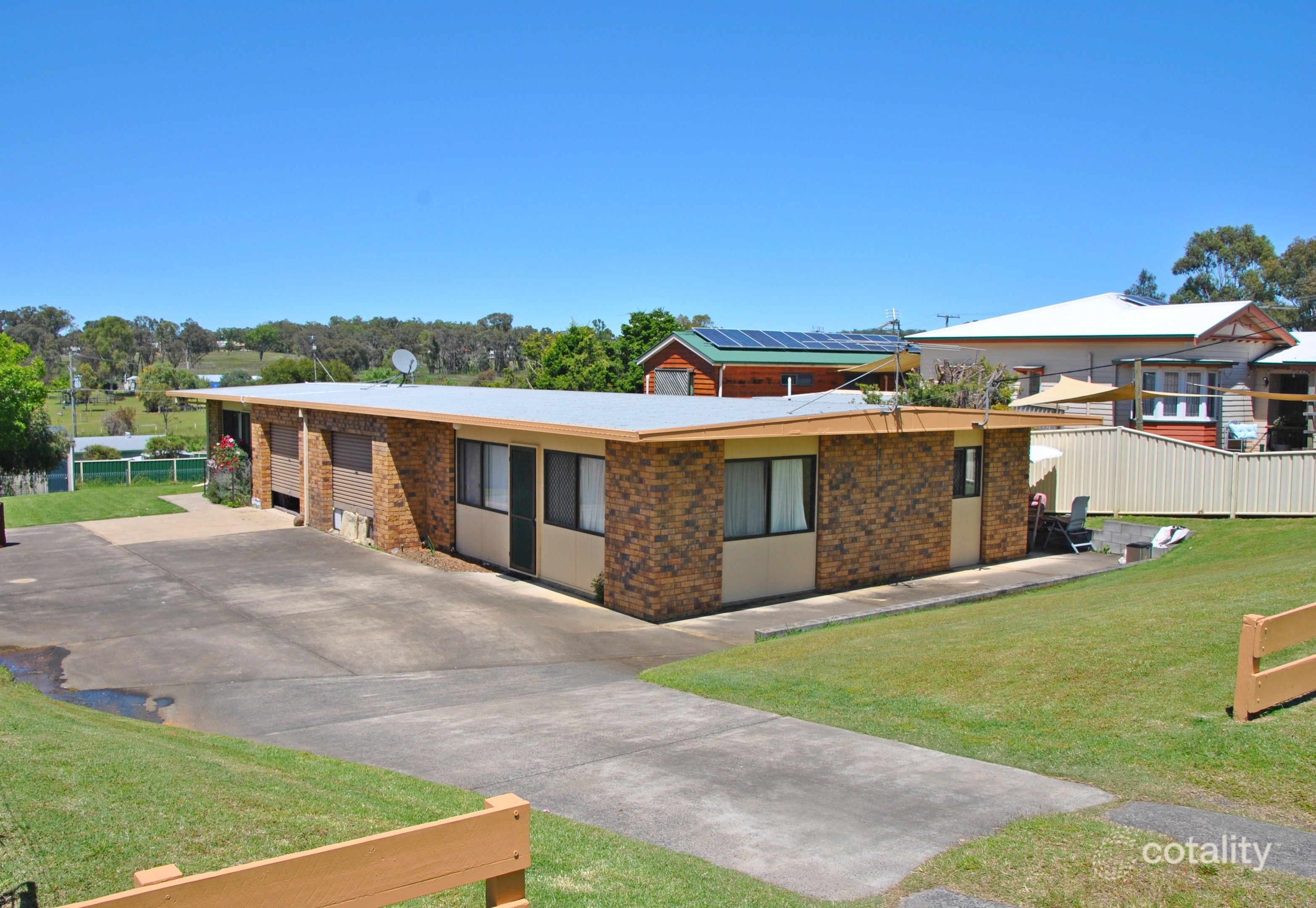 10 Aspinall St, Warwick, QLD 4370