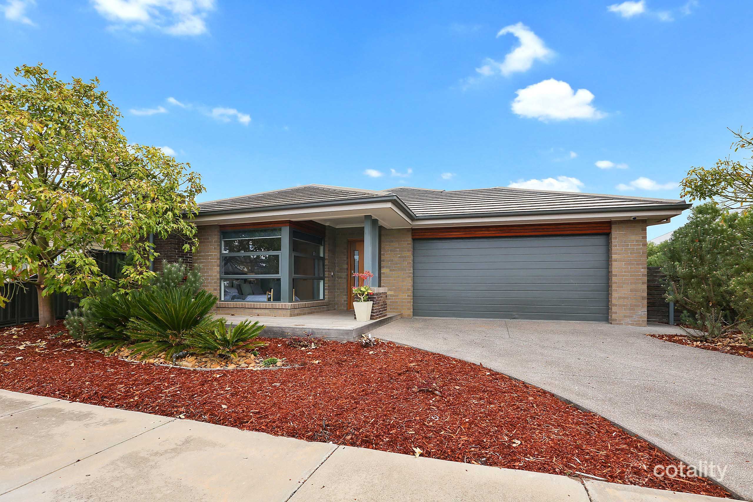 15 Springwater Dr, Lara, VIC 3212