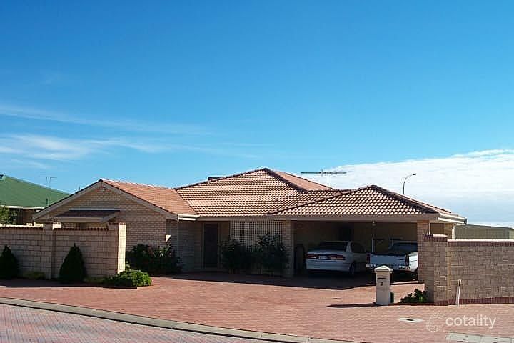 2 Bainbridge Mews, Currambine, WA 6028
