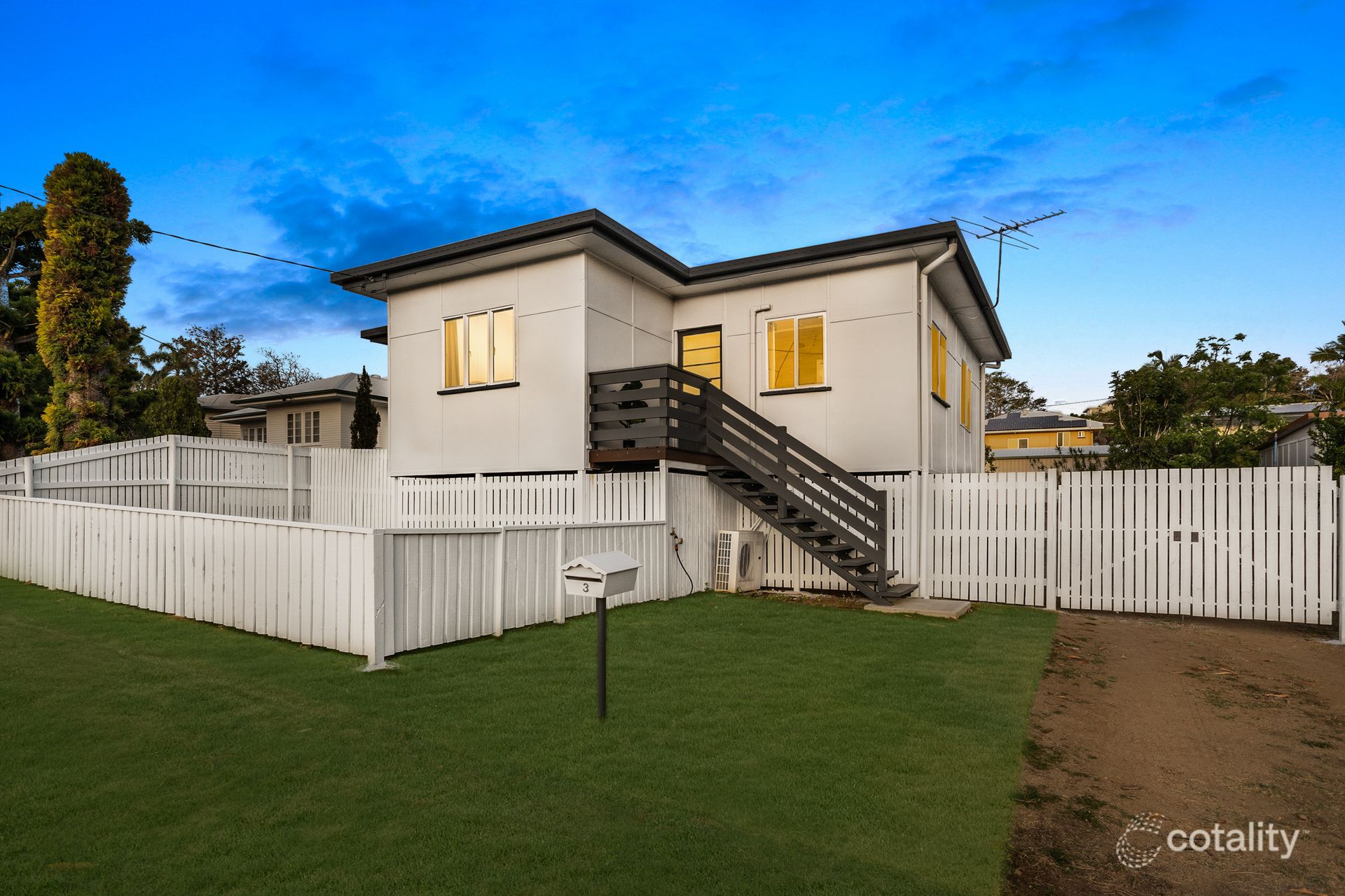 3 Eton St, West Rockhampton, QLD 4700