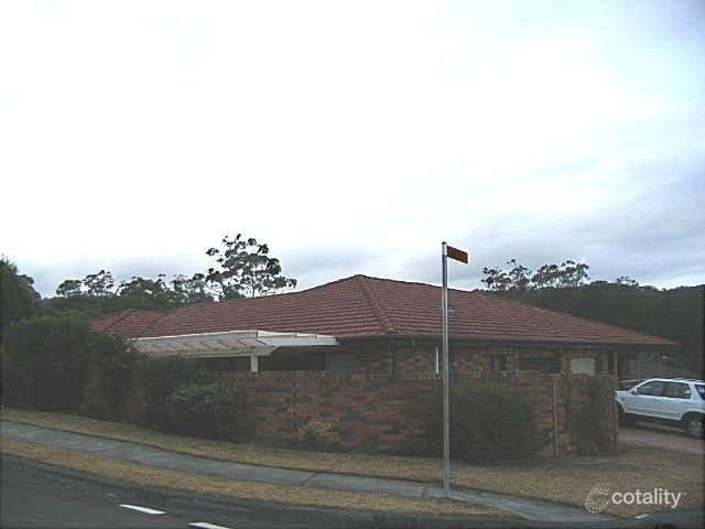 1/28 Lauren Cl, Green Point, NSW 2251