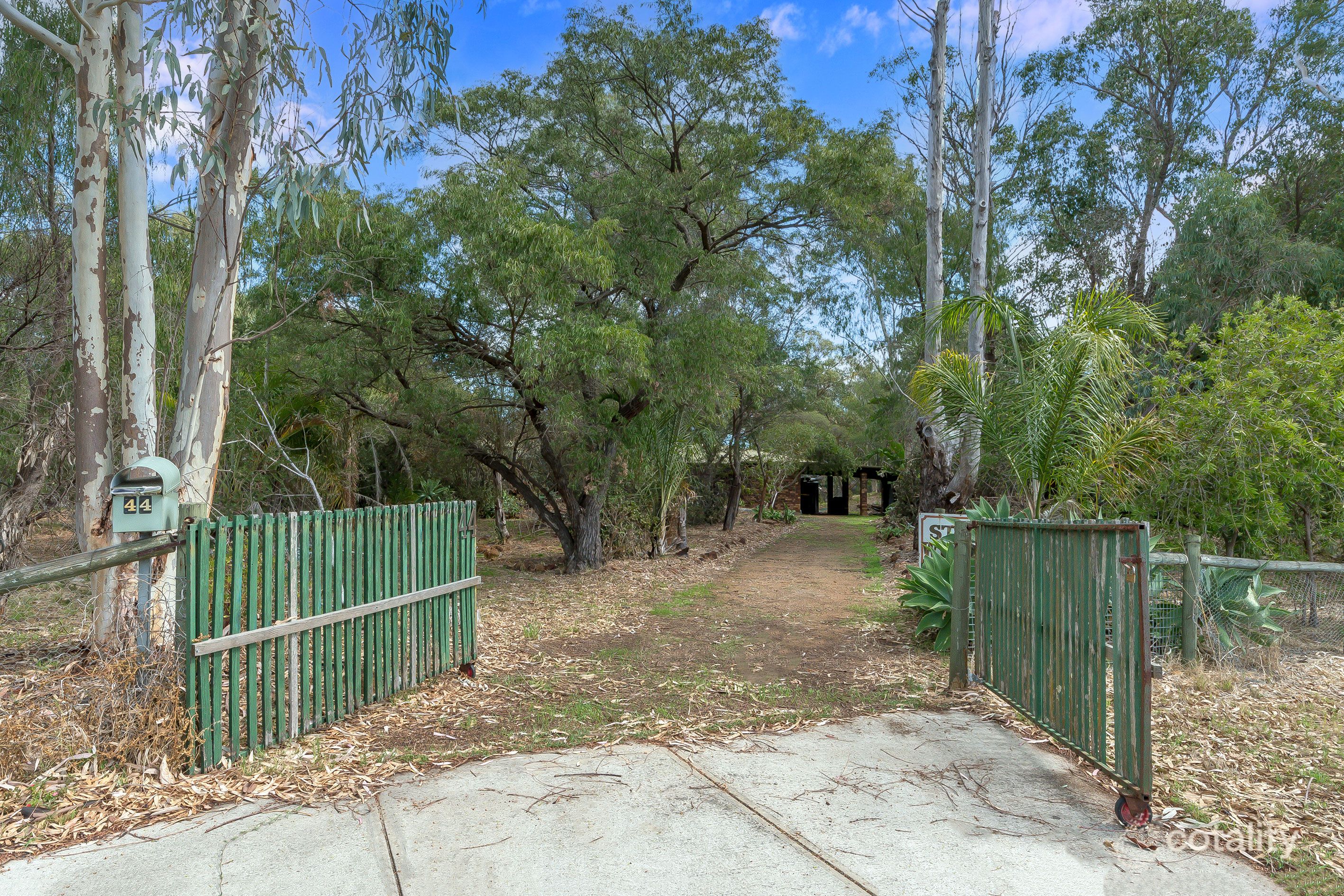 44 Crufts Way, Canning Vale, WA 6155