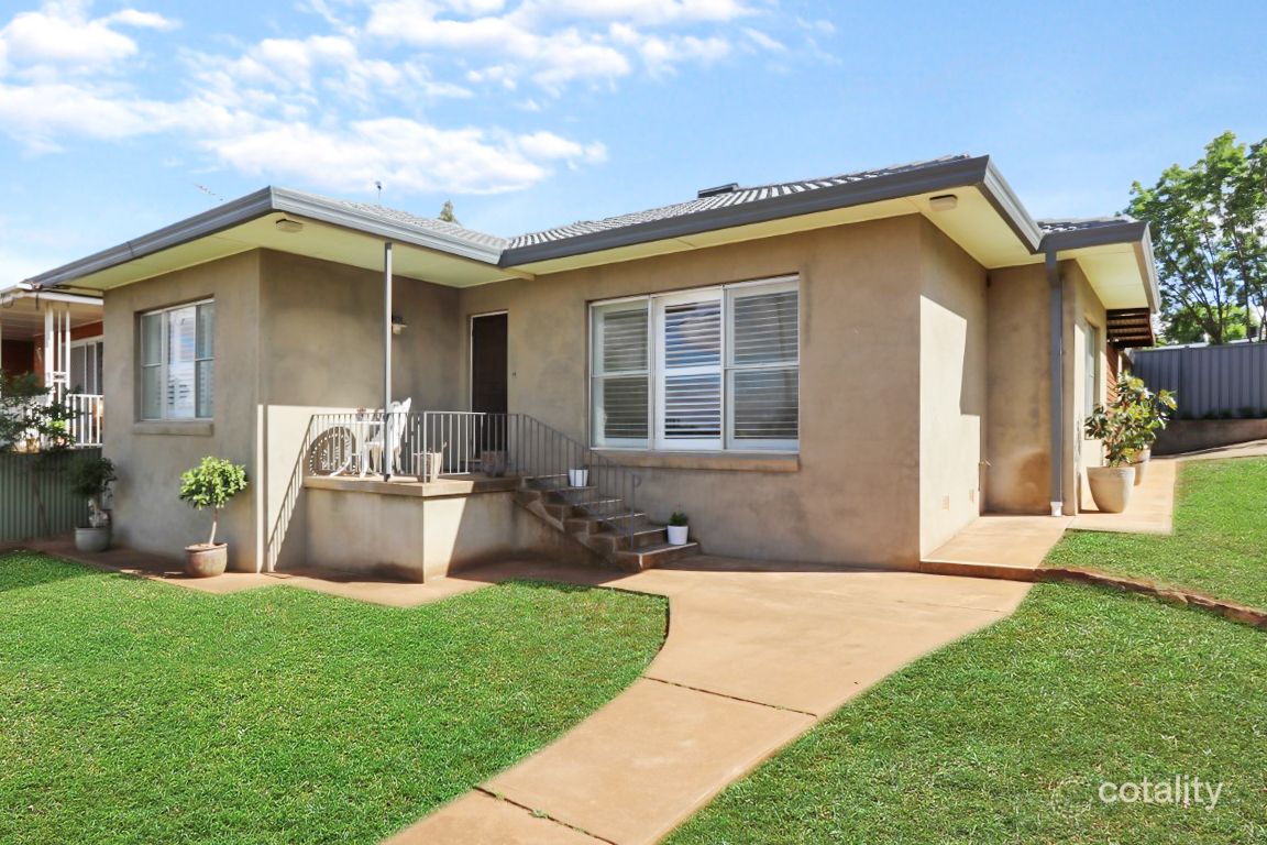 3 Parry Dr, Temora, NSW 2666