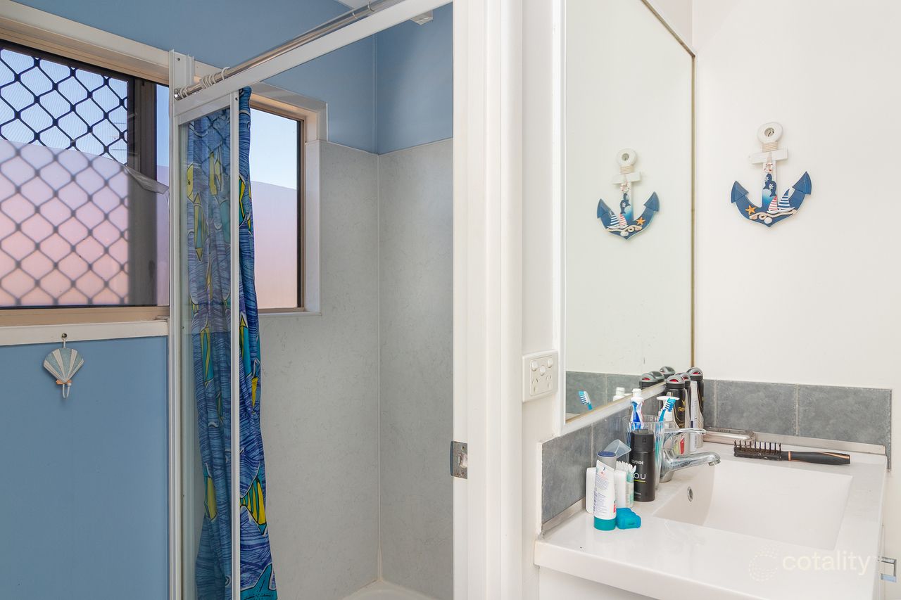 18 Allamanda St, Cooya Beach, QLD 4873