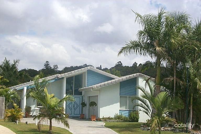 27 Border St, Glenella, QLD 4740